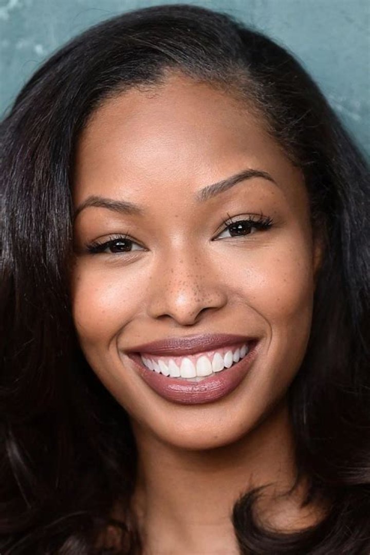 Crystal-Lee Naomi – Celeb Secrets