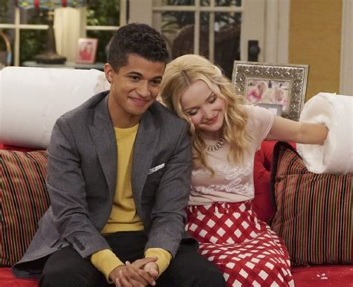 Jordan Fisher and Dove Cameron To Lead In Warner Bros/HBO Max’s Film ‘Field Notes On Love’ – Celeb Secrets